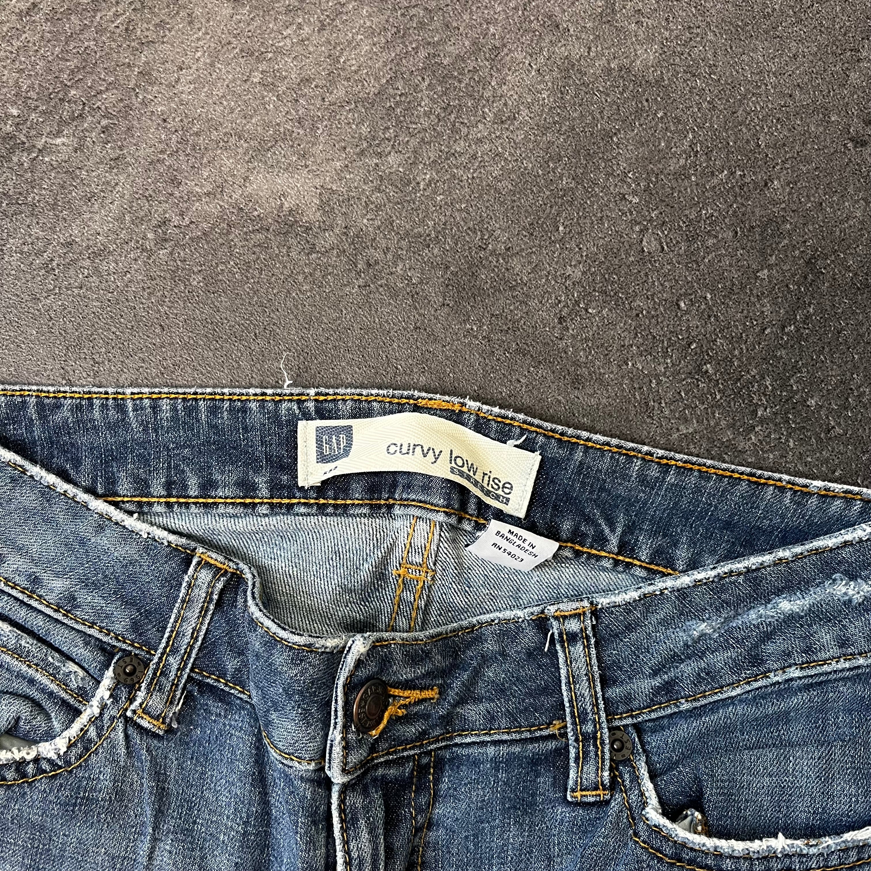 Vintage Japan Style Bootcut Jeans Damen Dunkelblau mit bunter Stickerei – S