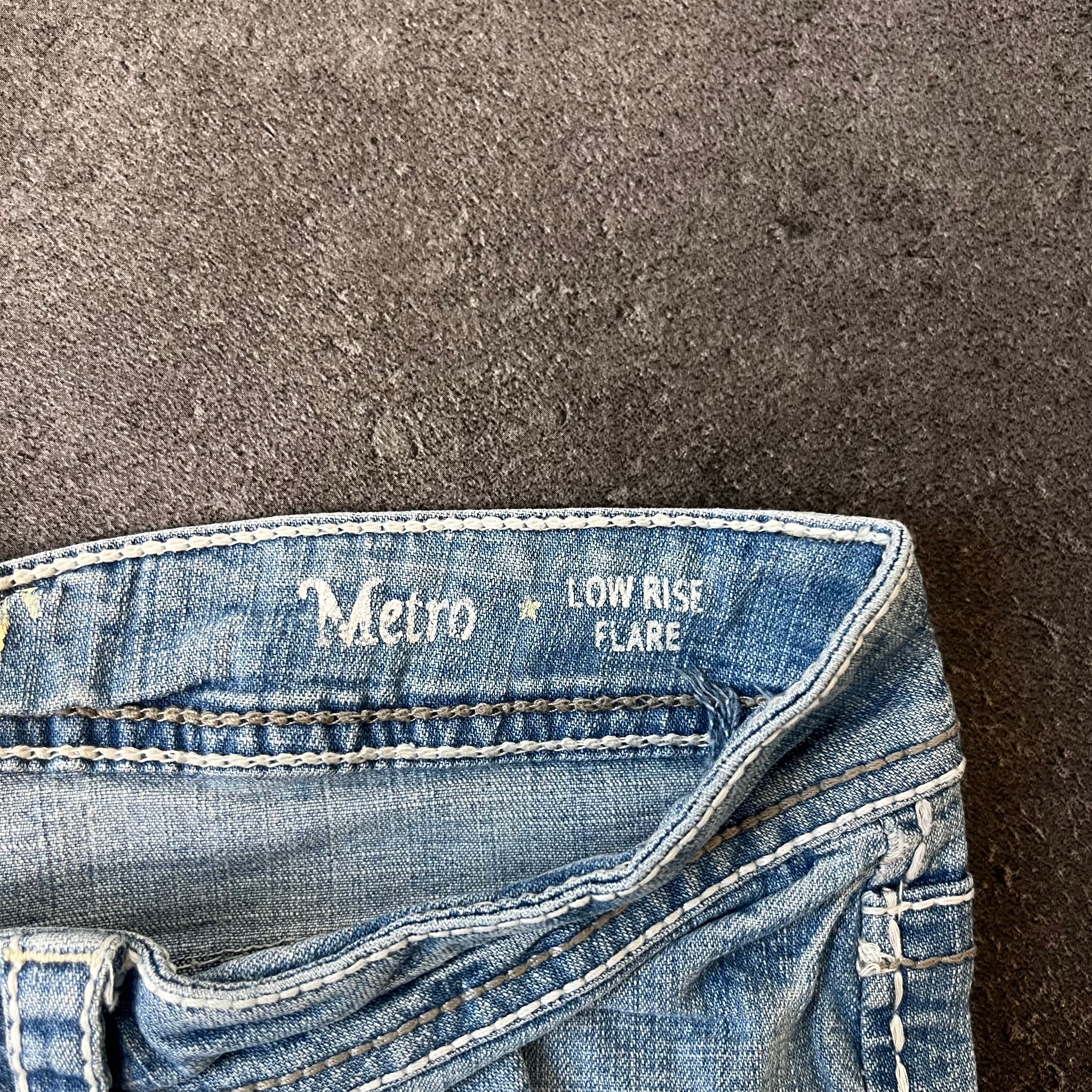 Vintage Y2K Bootcut Jeans Damen Hellblau mit Flügel-Stickerei – L