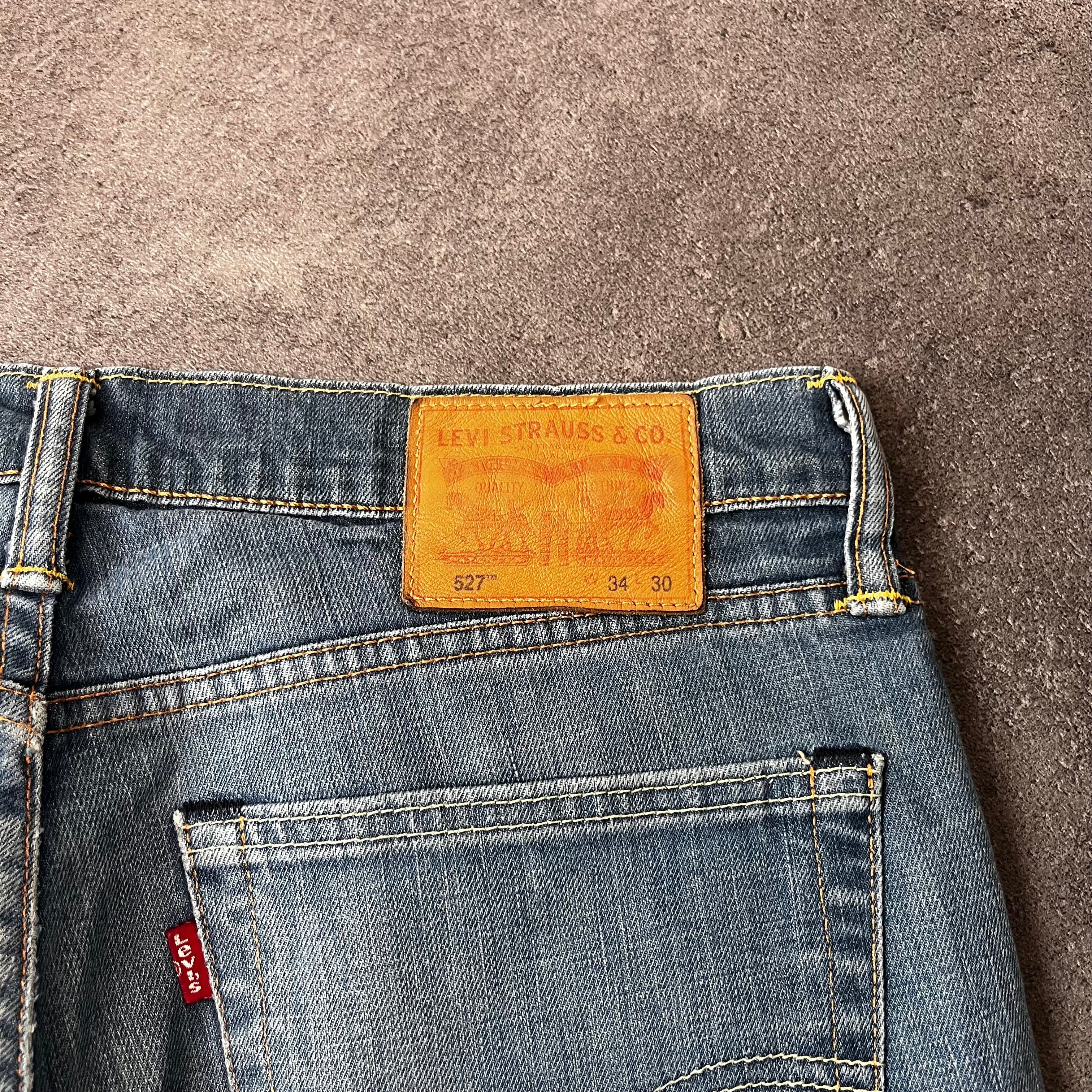 Vintage Levi's 527 Bootcut Jeans Herren Mittelblau Washed – W34 L30