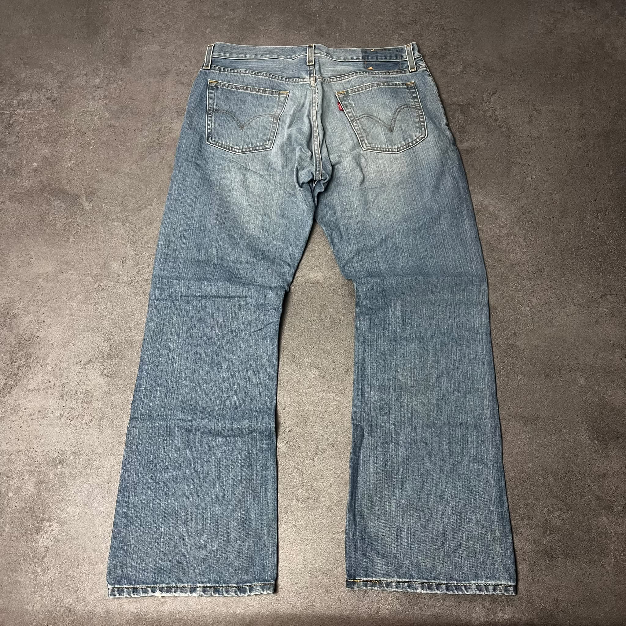 Vintage Levi's 527 Bootcut Jeans Herren Mittelblau – W34 L30